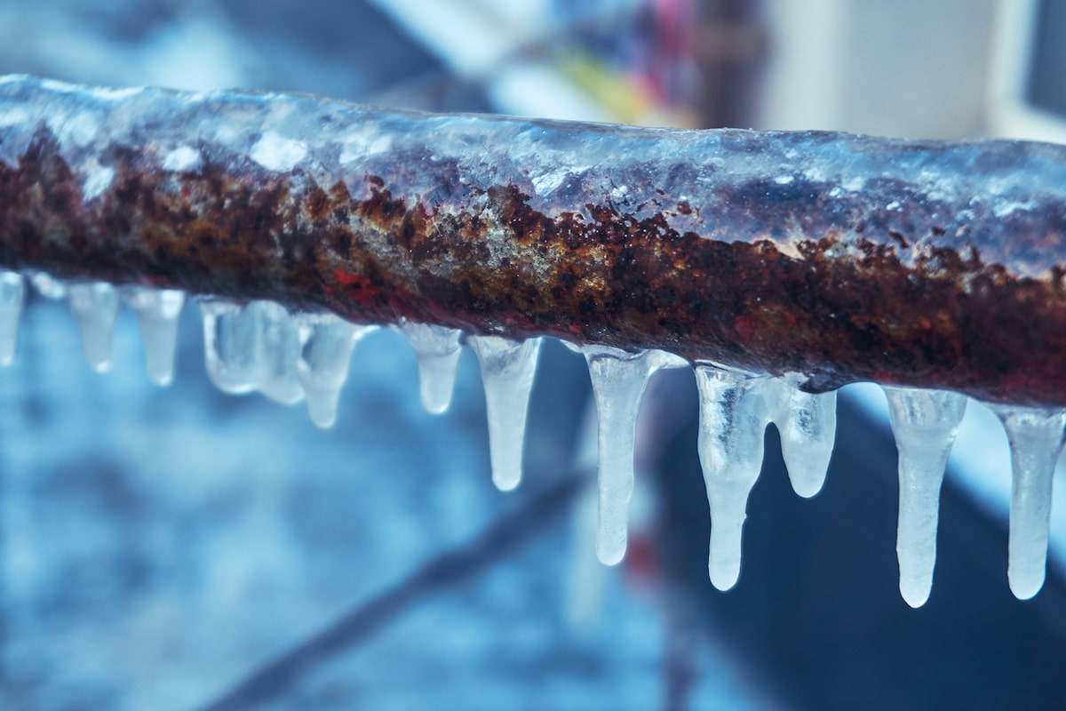 freezing-pipes-winter