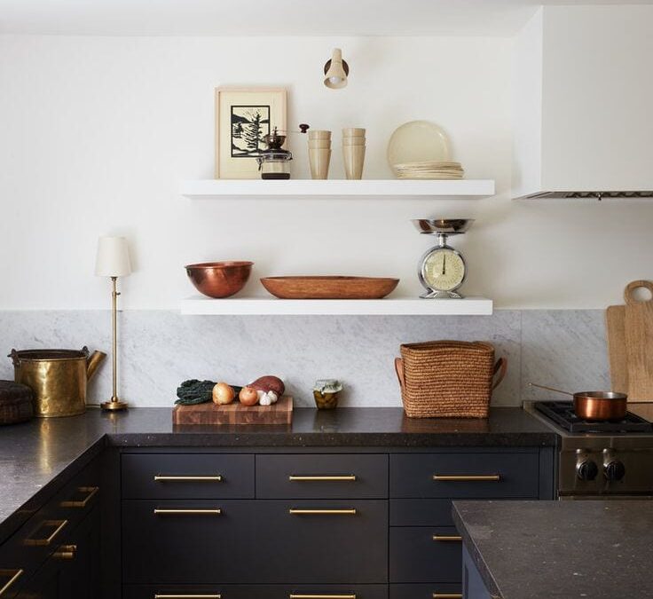 Hardware Trends for a Standout Kitchen Remodel