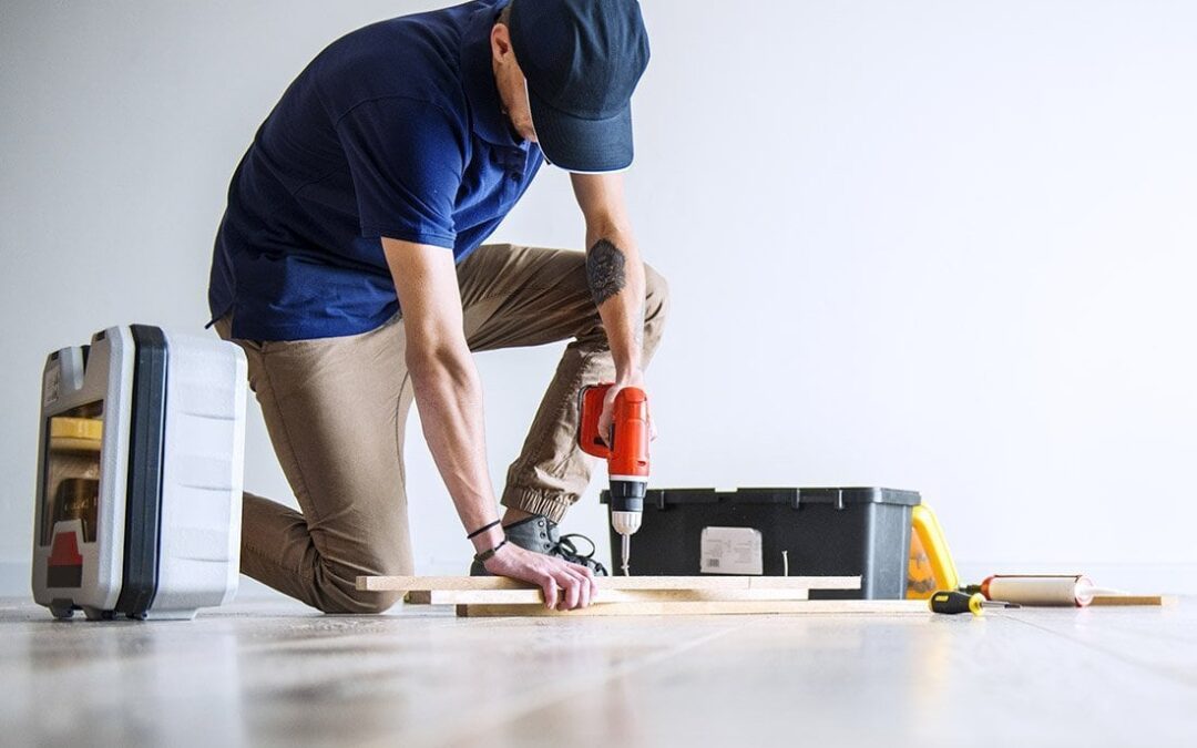 Handyman vs. Contractor – Who Should You Call?